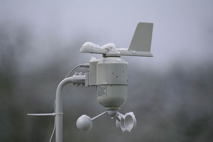 The WMR200 Weather Station and Linux: A Perfect Pair with Weewx